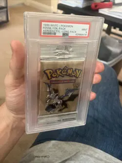 VTG 1999 WOTC Pokemon 1st Edition Fossil Foil Aerodactyl Art PSA 9 Long Crimp - Image 2
