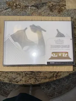 Pokemon TCG Sword and Shield Ultra Premium Collection Charizard Box 820650871115 - Image 1