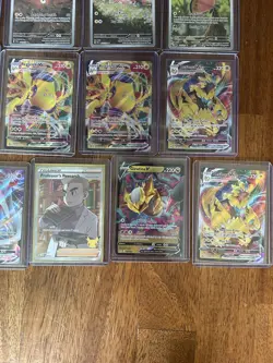BIG Lot of 31 Pokemon Illustration Rare TCG Scarlet & Violet Vmax, Ex, Full art - Image 4