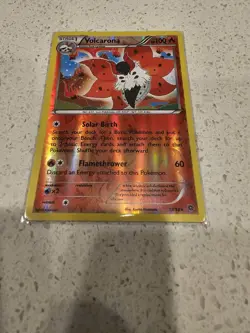 2015 Pokemon TCG #17/98 Volcarona Fire Bug type Pokemon Near Mint Or Better - Image 1