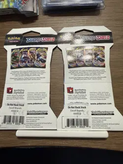 Pokemon TCG: Sword & Shield Sleeved Booster Pack (2 Packs) 820650826528 - Image 2