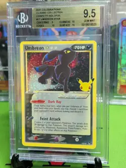 BGS 9.5 Umbreon Gold Star 17/17 Pokemon Celebrations Classic Collection Holo - Image 4