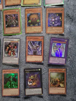 Yugioh 25 Card Super Rare Holo Cards, Blue Eyes, Dark Magician, Etc. - Image 5