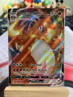 Pokemon TCG Charizard VMAX Darkness Ablaze Rare Holo Card 20/189 - Image 3