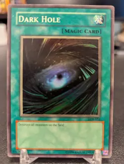 Yugioh - Dark Hole - LOB-052 Super Rare Legend of Blue-Eyes White Dragon (MP) - Image 1