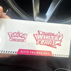Pokemon Scarlet & Violet White Flare Elite Trainer Box English 2025 - Image 2