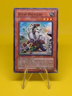 Yugioh - Scrap Recycler (SDMM-EN004) - Common 1st Edition - Image 1