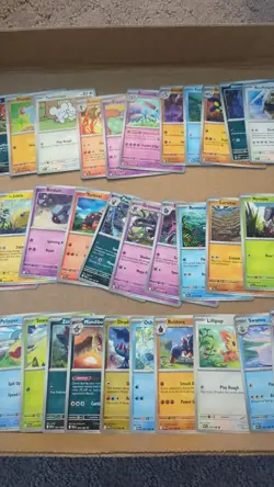 100 Pokemon Card Bundle *NO ENERGY OR TRAINERS* - Includes Holos! - Image 1