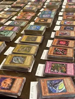 Yu-Gi-Oh Vintage 2002-2008 Card Joblot collection - Image 1