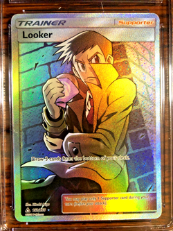 Looker Full Art Ultra Rare #152 - CGC GEM MINT 10 - SM Ultra Prism - Pokemon TCG - Image 2