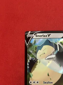The Pokemon Company Snorlax V Full Art Ultra Rare Holo 141/202 220 HP - Image 3