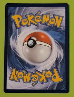 Pokemon TCG Pikachu 25th Celebrations SWSH 005/025 - Image 2