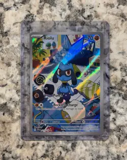 Riolu 215/198 Pokemon TCG Scarlet & Violet Base Set Illustration Rare Holo - Image 1