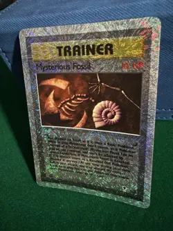 Mysterious Fossil 109/110 Legendary Collection Pokemon Card Reverse Holo WOTC Lp - Image 2