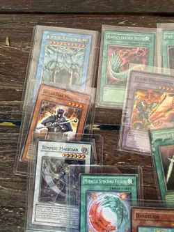 Konami Yu-Gi-Oh! TCG Mixed Lot, 21 cards - Image 2