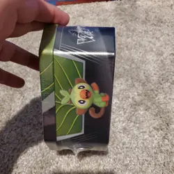 Pokemon TCG: Galar Partner Tin Rillaboom V Booster pack - Image 4