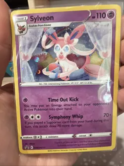 Sylveon SWSH211 SWSH: Sword & Shield Promo Cards Holo - Image 1