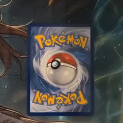 Rayquaza Amazing Rare Holo 138/185 Swsh04 Vivid Voltage Basic Pokemon Card - Image 2