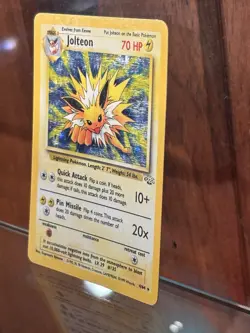 Pokemon TCG Jolteon Jungle 4/64 Holo Unlimited Holo Rare Holographic - Image 3