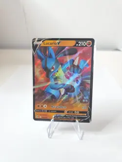 Pokemon TCG Lucario v Fusion Strike Full Art Ultra Rare Holo Card 146/264 - Image 1