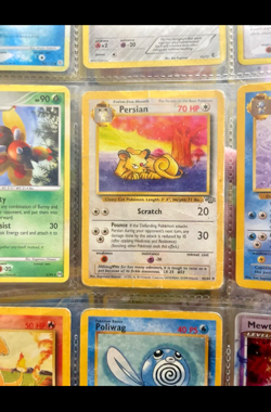 POKEMON LOT OF 18 (MP Condition) - VALUABLE HOLOS, VINTAGE CARDS, AND MEW LV. X! - Image 5