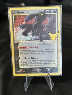 Pokemon TCG Umbreon Star Celebrations: Classic Collection 17/17 Holo Ultra Rare - Image 1