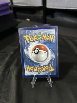 Pokemon TCG Umbreon Star Celebrations: Classic Collection 17/17 Holo Ultra Rare - Image 2