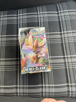 Pokemon TCG SWSH Rebel Clash Half Booster Box 18 Pack (no Shrink) - Image 2