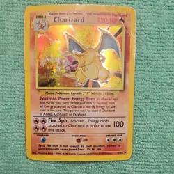 Wizards of the Coast Charizard Base Set Holo Rare 4/102 Pokemon Card 1999 - Image 1