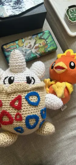 LARGE Pokemon Collection LOT - Image 2