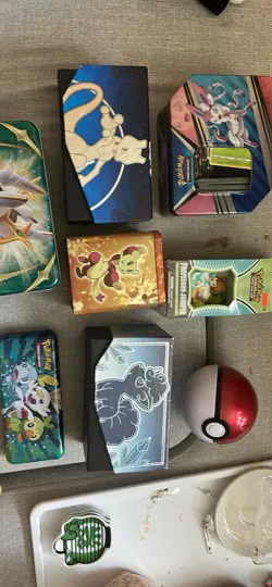 LARGE Pokemon Collection LOT - Image 3