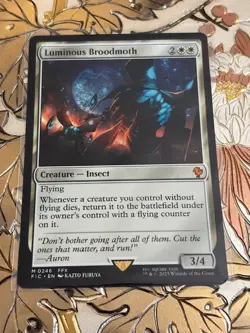 Magic the Gathering Luminous Broodmoth M Commander: FINAL FANTASY 246 - Image 1