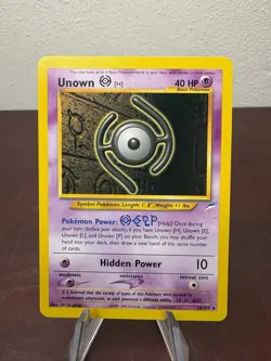 2002 POKEMON TCG NEO DESTINY 28/105 UNOWN [H] UNLIMITED NON-HOLO ERROR NM/LP - Image 1