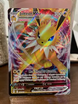 Pokemon TCG Jolteon VMAX 051/203 SWSH07: Evolving Skies Holo Card NM - Image 1