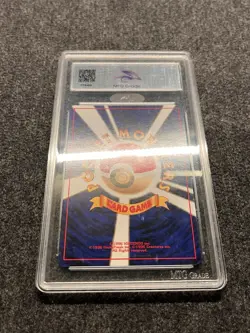 Pokemon TCG Pikachu No. 025 #25 Base Set Basic Japanese Vintage 1996 MTG Grade 9 - Image 4