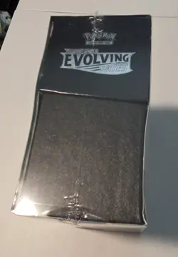 Pokemon Sword & Shield Evolving Skies Elite Trainer Box Factory Sealed - Image 2