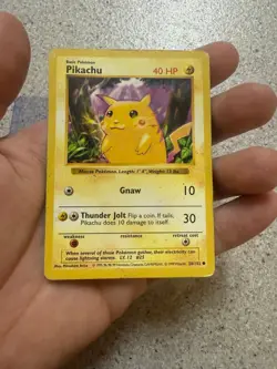 Pokemon Pikachu 58/102 Base Set Shadowless Red Cheeks English HEAVY PLAY. - Image 2