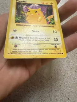 Pokemon Pikachu 58/102 Base Set Shadowless Red Cheeks English HEAVY PLAY. - Image 3