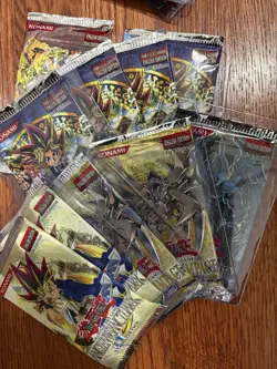1996 YuGiOh 1st edition Legacy of Darkness + More Vintage RARE Booster Pack Lot - Image 4