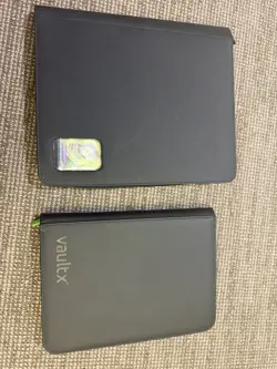 Pokemon Cards singles with binders - Image 1