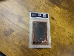 Yu-Gi-Oh! Blue-Eyes White Dragon Ultra Rare PSA LCKC-EN001 Unlimited - Image 2