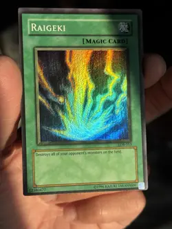 Yu-Gi-Oh! 2002 Raigeki LOB-053 Misprint Error OC Miscut Anubis Unlimited - Image 1