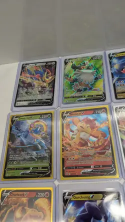 Lot of 40 Pokemon Cards Halos Rares L - Image 2