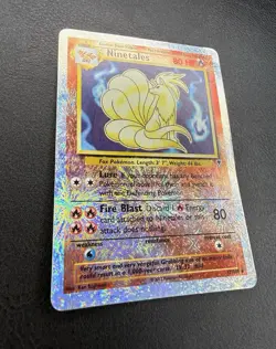 Ninetales Legendary Collection Reverse Holo Card 17/110 Dmg - Image 2
