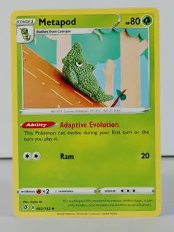 Metapod - POKEMON - Rebel Clash - 002/192 - singles - NM - crochet - Image 1