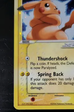 2006 Pokemon Gold Star Pikachu EX Holon Phantoms 104/110 - Image 5