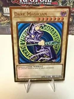Dark Magician MAGO-EN002 Maximum Gold 1st Edition - Image 4