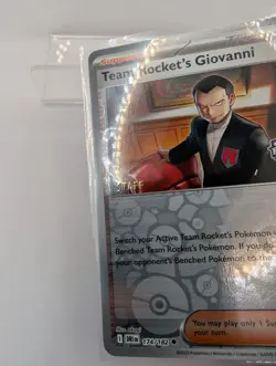 Team Rocket's Giovanni 174/182 - STAFF Stamped Regional Promo Pokemon - Image 2