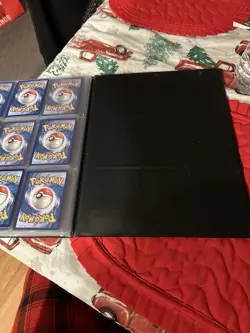 2006 9 Pocket Ultra Pro Pokemon Binder Arcanine And Others. (Binder only) - Image 3