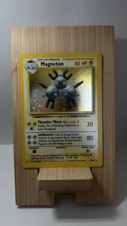 Pokemon TCG Magneton 9/102 Unlimited Base Set Holo Rare LP - Image 1